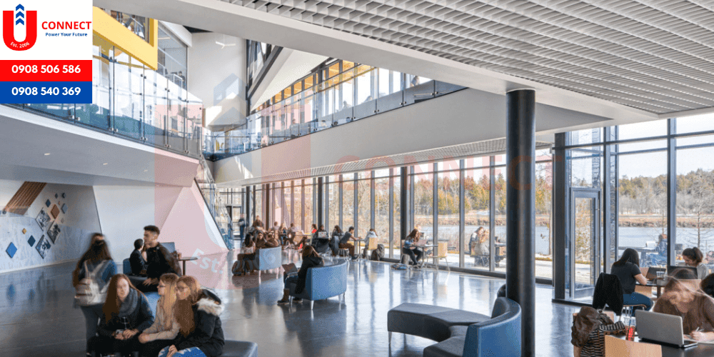  đại học Trent, bang Ontario, Canada